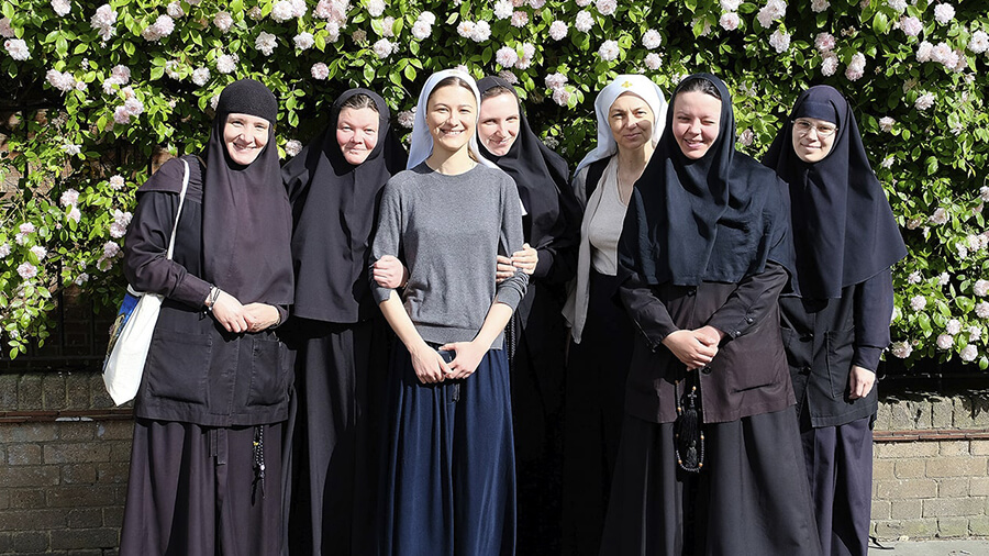 sisters and nuns of st elisabeth convent